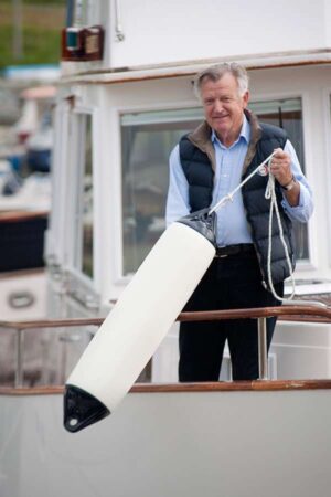 Polyform Fender F-serie hvit m/blå ender - Bilde 2